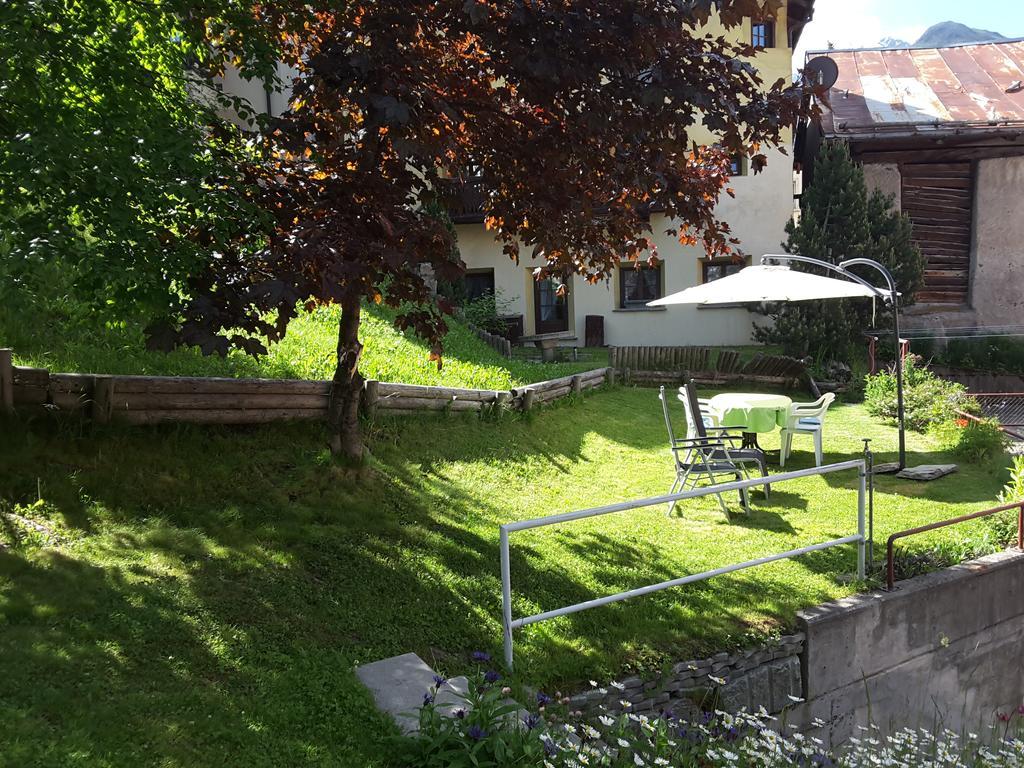 Chesa Quadrella Mit Kuechenzeile Inklusive Bergbahnen Im Sommer-ausser Pontresina